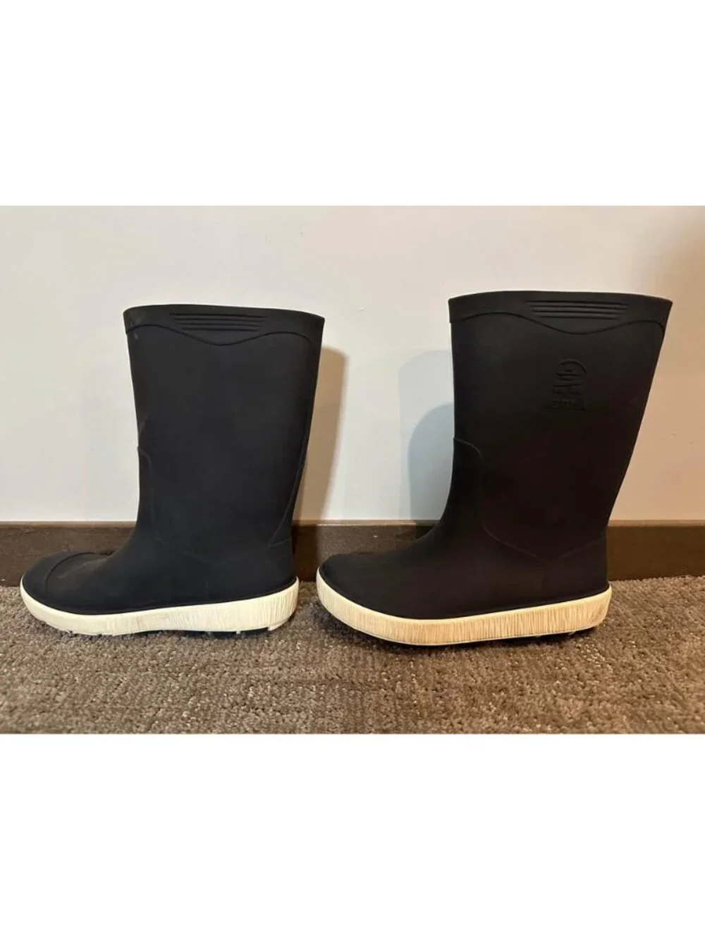 Kamik Youth Size 1 Rainboots